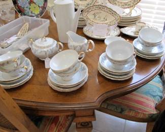 Harmony House tea set