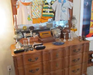 Vintage mid-century French provincial dresser w/ mirror