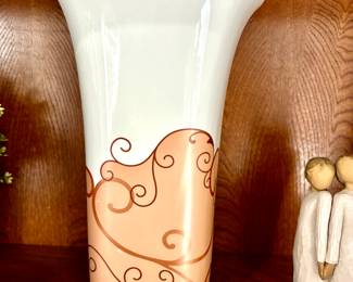 Wedgewood 1979 signed vase