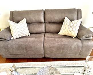Electric reclining sofa