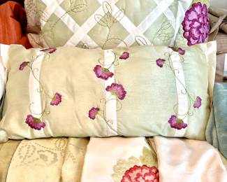 Martha Stuart king comforter set