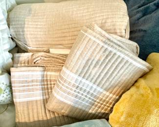 King spread and shams