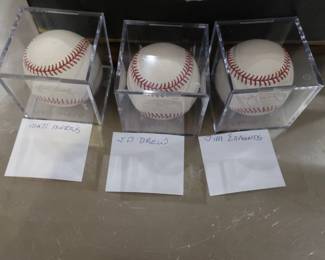 Matt Morris, J D Drew, Jim Edmonds signed base balls