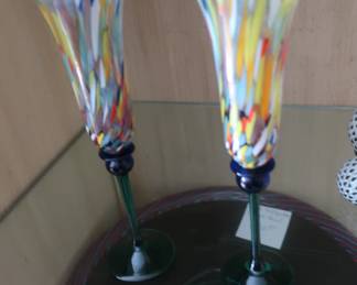 czech Atelier confetti champagne flutes ( base is green)