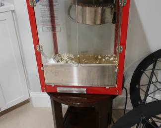 Paragon pop corn machine