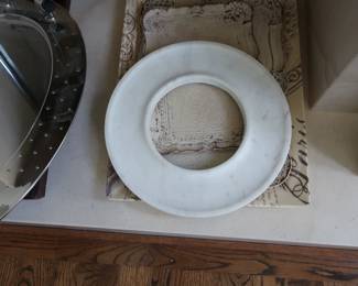 marble circle
