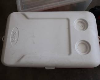 igloo cooler
