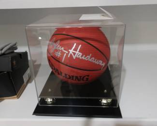 Penny Hardaway signed basketball
