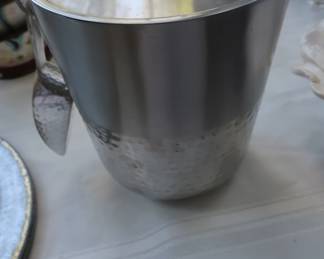 ice bucket