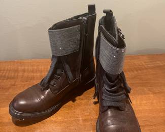 Bruno Cucinelli   Size 8