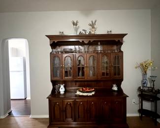 1955 Thomasville China Cabinet 