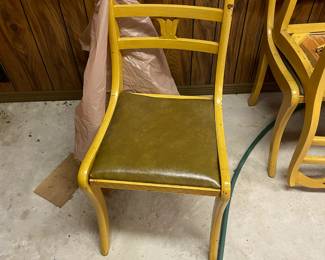 Chairs (6) that accompany the Duncan Phyfe mid-century table and China cabinet/hutch. 