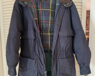 Nautica warm winter coat in great shape. Size S but may fit a M.