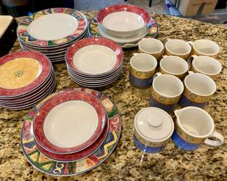 Sakura, "Malaga" Stoneware Set