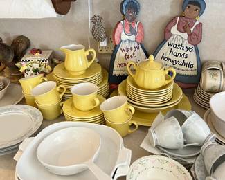 Buttercup Federalist Ironstone Dish Set