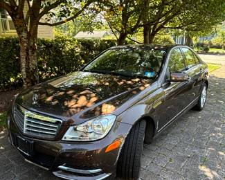 2014 MERCEDES C300 4matic. STARTING BID IS $15000 MILEAGE  IS 25000 
