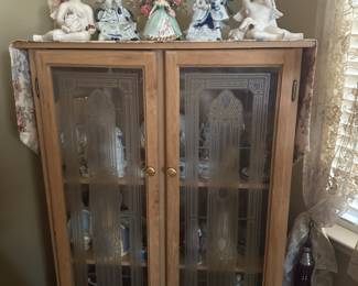 display cabinet