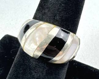 925 Silver Black Onyx Mother of Pearl Ring