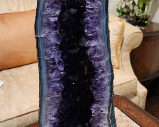Amethyst large geode