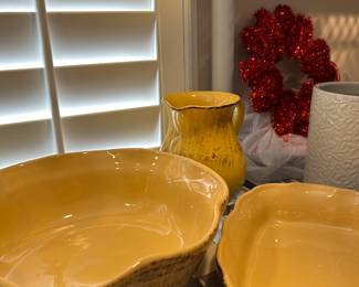 De Silva Italian serving pieces and pitcher