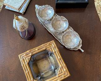 One or two mid century ashtrays. 