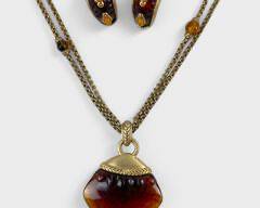 Fantastic Oscar De La Renta Faux Amber Gold Tone Double Strand 32 Inch Statement Necklace W/ Matching Clip On Earrings