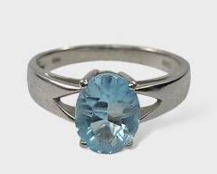 Fine 14K White Gold Blue Topaz Ring Size 7.5