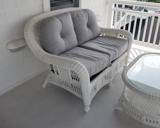 All weather wicker loveseat & coffee table