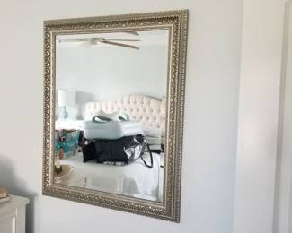 Wall mirror