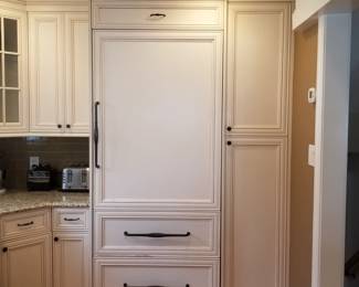 36" Sub-Zero mfg. Jan. 2014; pantry