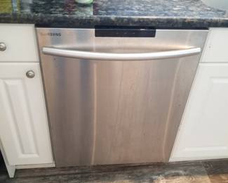 Samsung dishwasher with stainless steel interior