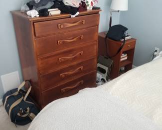 Vintage 5-drawer dresser