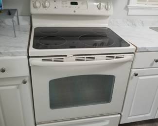 GE electric range