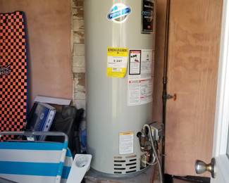 Bradford White 40-gallon gas hot water heater