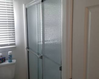 Glass shower doors
