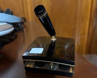 Mont Blanc pen holder