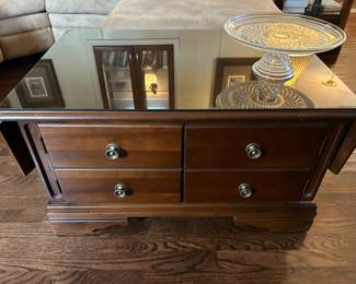 drop side coffee table with storage. These are doors, not drawers