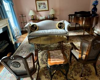 Lovely Roomsized rug