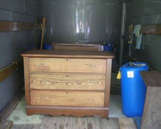 CORN PRO TRAILER INSIDE