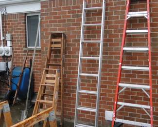 Aten-hut!!! Stand tall, be proud, do ladder things