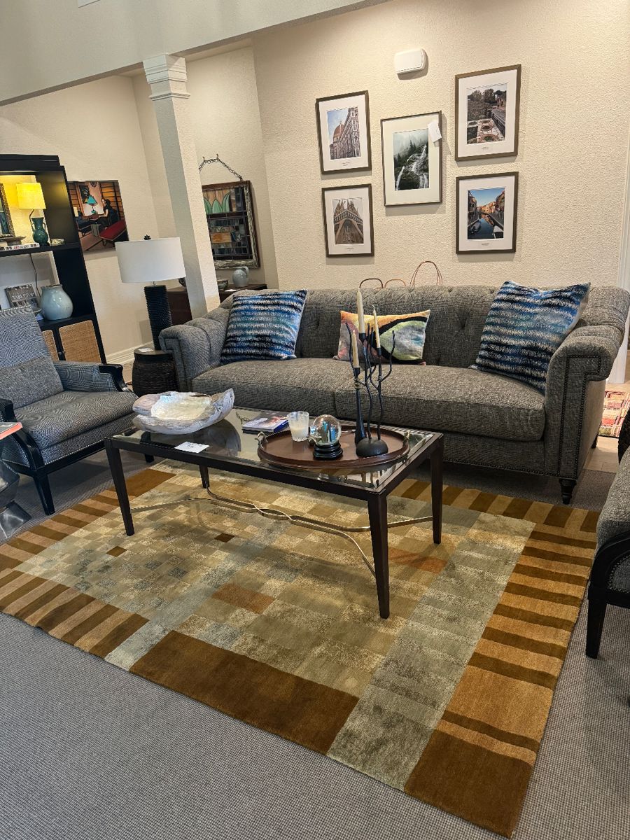 Sherrill sofa- like new