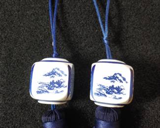 Fuchin Scroll Weights