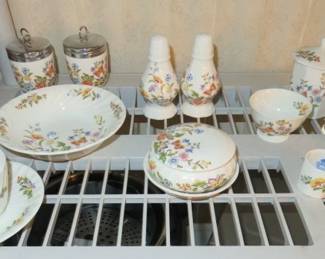 Aynsley "Cottage Garden" Bone China from England