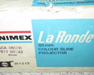 Hanimex La Ronde 35mm Slide Projector