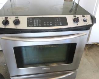 Frigidaire Stainless Steel Oven 