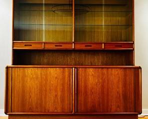 Gorgeous Mid Century Modern Danish Teak Credenza and Hutch by Kibaek Mobelfabrik.

Measures at 71" x 71" x 19".