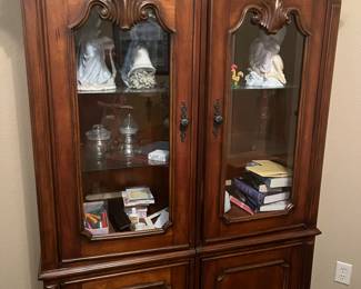 display hutch