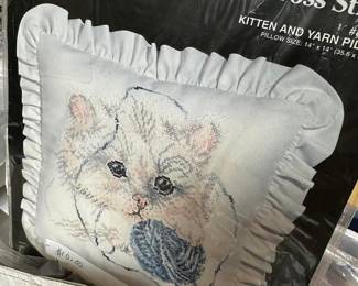 Cross stich pillow kits
