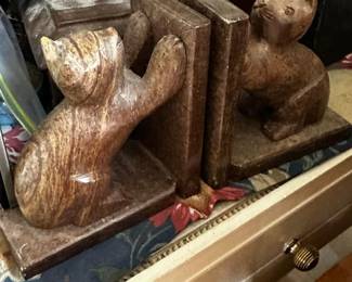 Carved brown marble kitty bookends