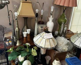 Lots of lovely lamps!